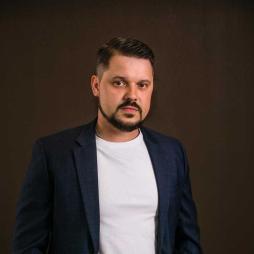 Квасников Максим Викторович